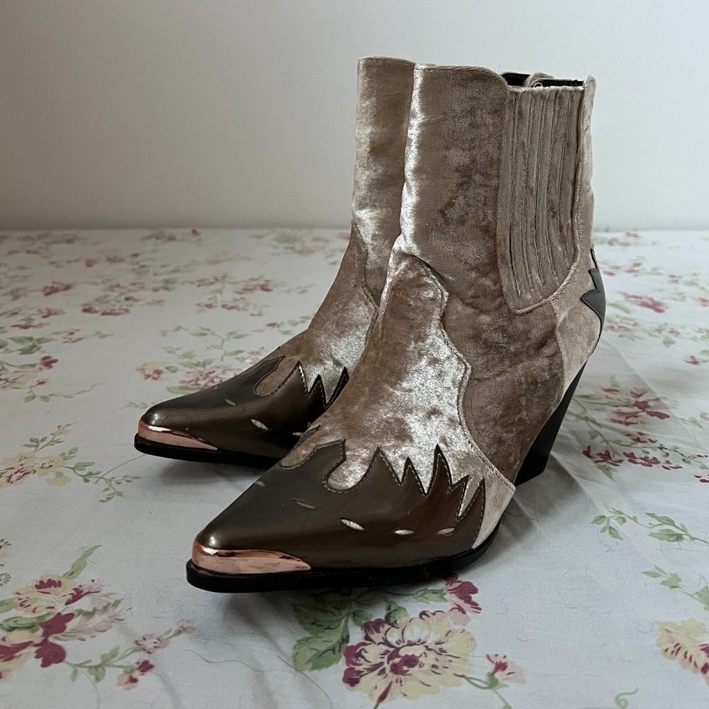Rose Gold Western Style Boots